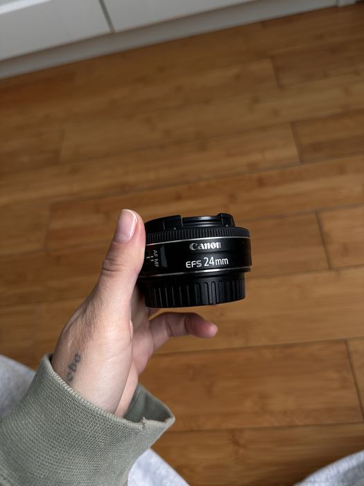 Lustrzanka Canon eos 750d