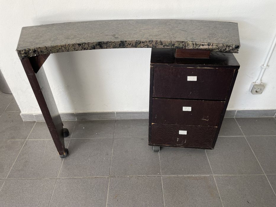 Mesa para manicure