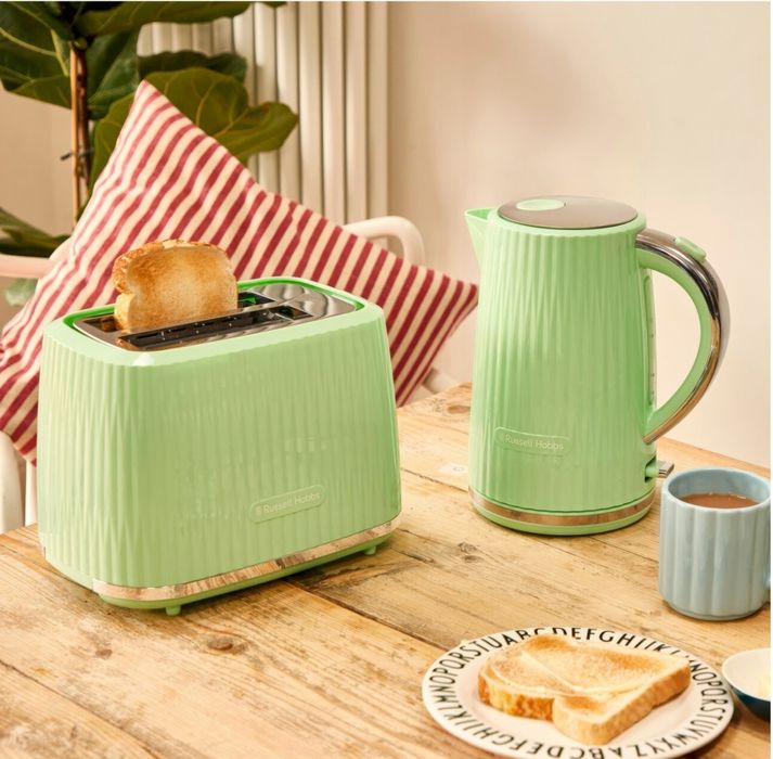 Набір до сніданку чайник + тостер Russell Hobbs