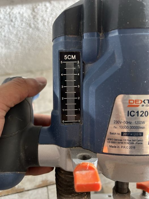 Tupia com fio guia e 6 bits 1300 e dexter