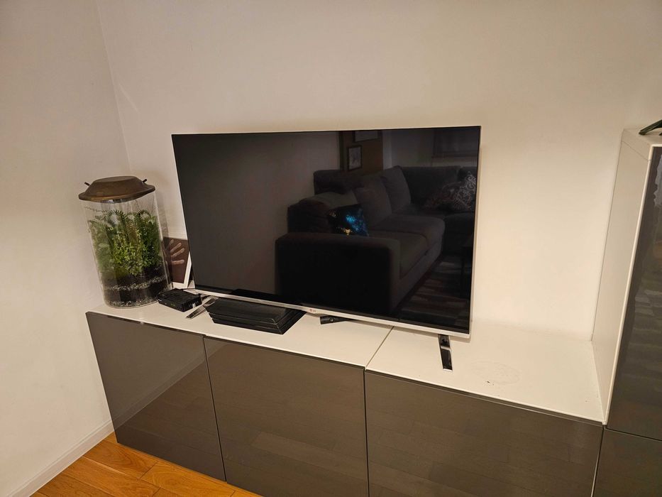 Telewizor LG 47LB5670V-ZA uszkodzony