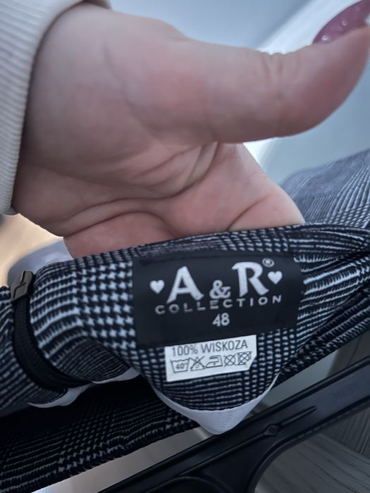 Spódnica ołówkowa rozmiar 48