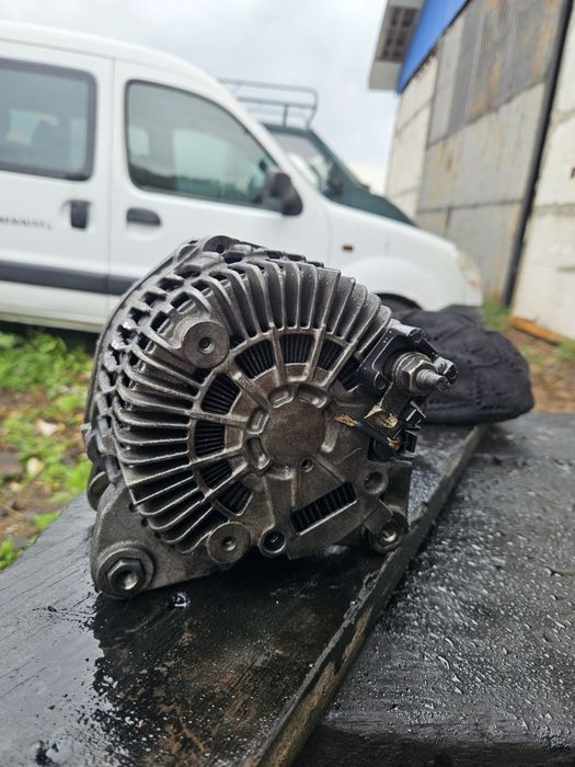 Генератор Mitsubishi Renault 1.5 dCi 1.9 dCi з Європи Меган оригінал