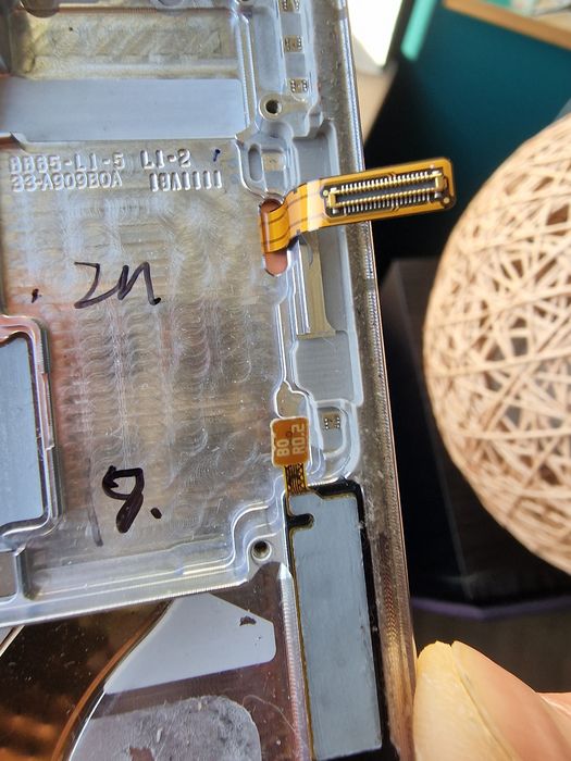 Samsung Galaxy S22 Ultra – ekran AMOLED USZKODZONY / DOTYK OK / RAMKA