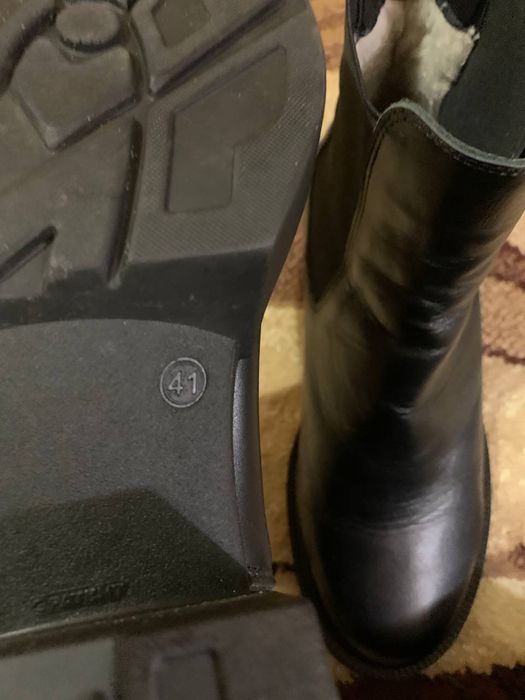 Зимові шкіряні жіночі ботинки