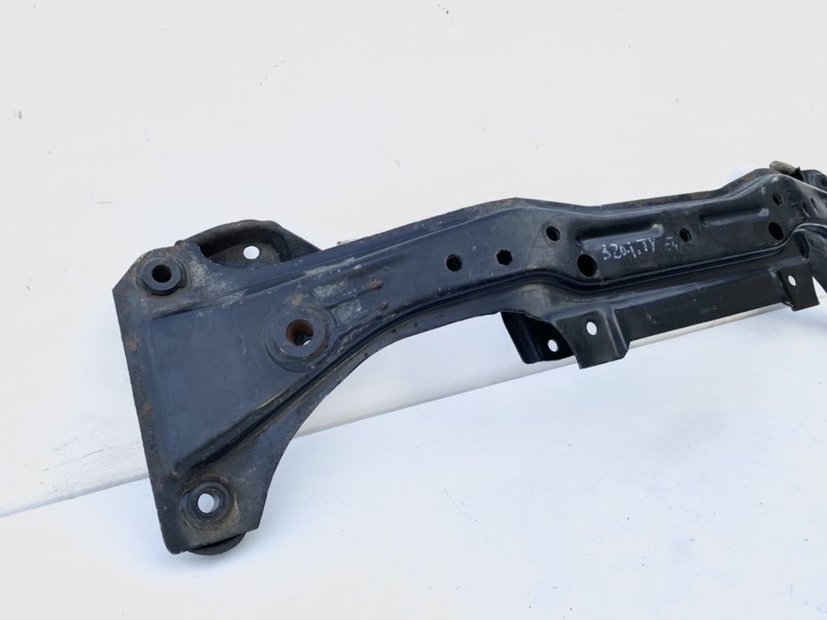 Подрамник BMW E46 m47 m57 m43 n42 m52 Підрамник БМВ Е46 Разборка  Шрот