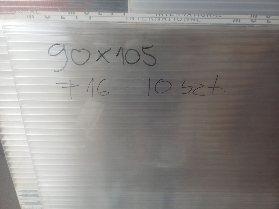 Poliwęglan Komorowy 16 ,20 mm.7 bezbarwny