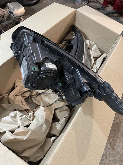 Фары  Land Rover Range Rover Evoque 2011-2019