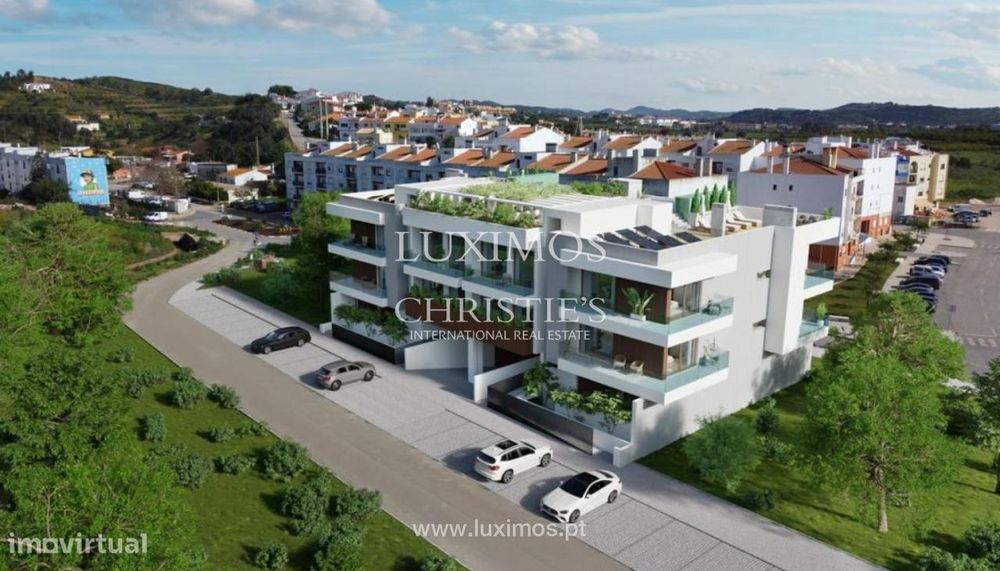 Apartamento T2 com varanda e garagem à venda em Silves, Algarve