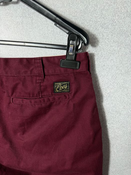 Szorty Obey S M burgundowe chinosy W31 logowane krótkie spodenki męskie na lato