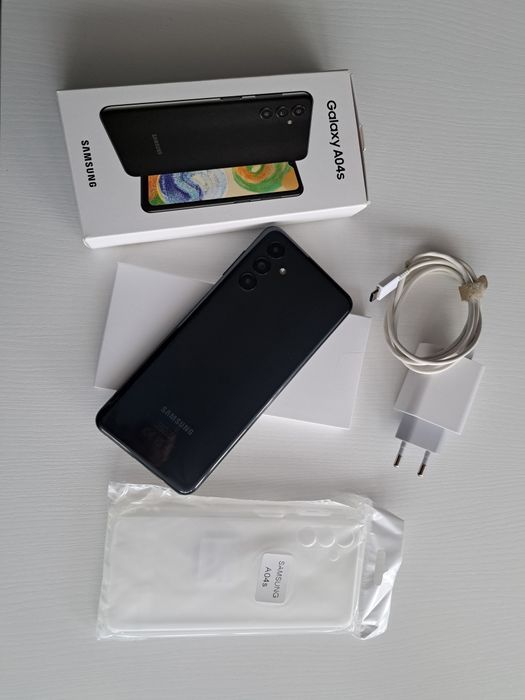Smartfon Samsung Galaxy A04s+ładowarka, etui.Gwarancja.Wysyłka