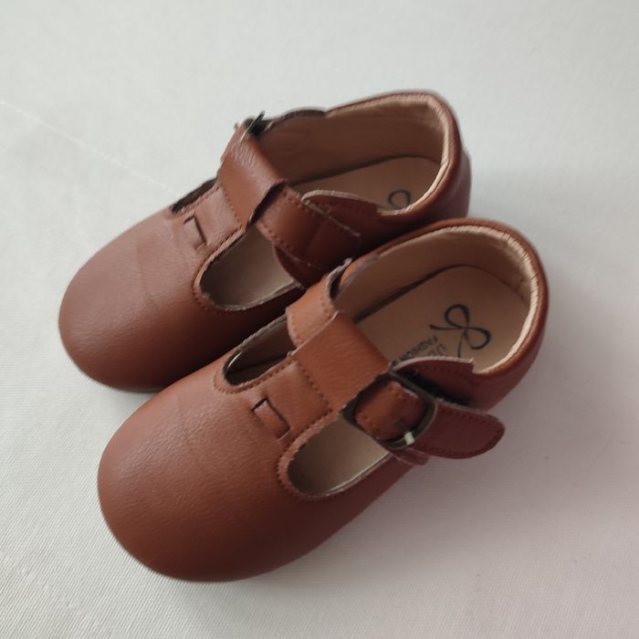 Buty dla dziewczynki 25