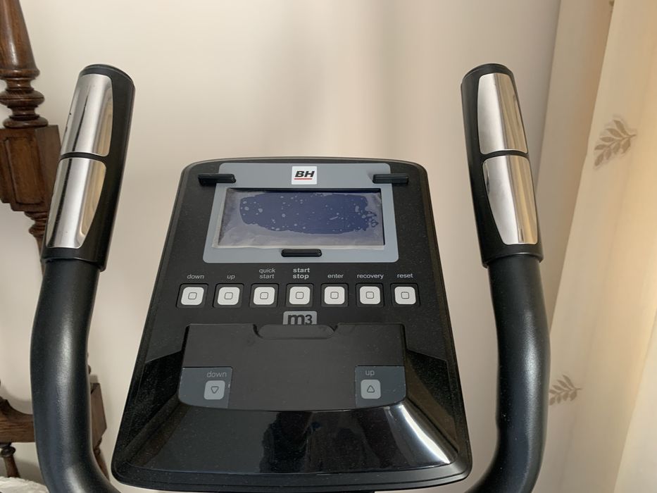 Bicicleta elíptica BH Fitness EasyStep Dual