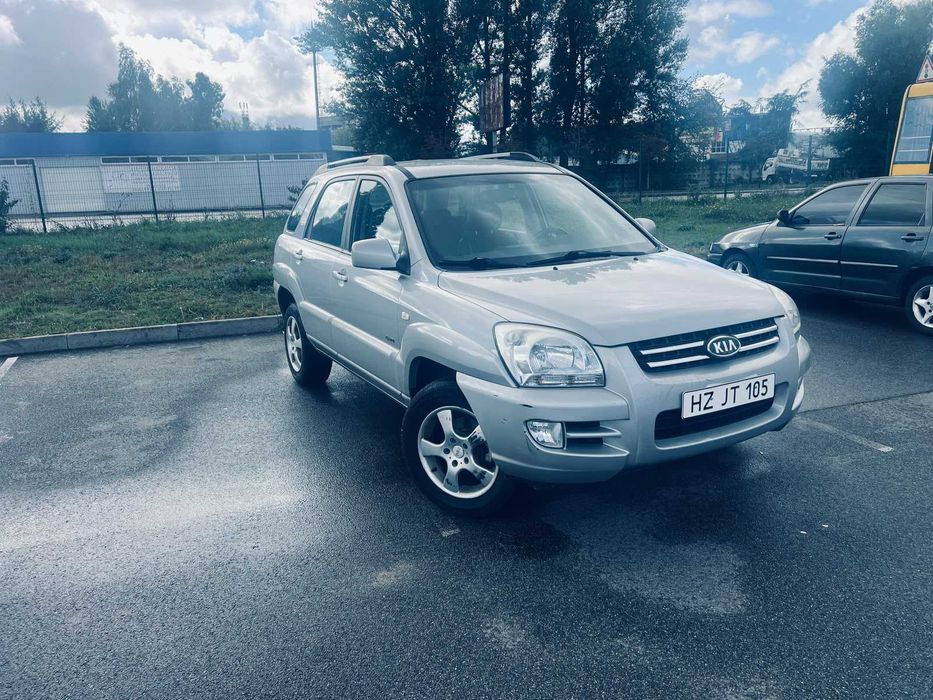 KIA Sportage. Повний привід, дизель, МЕХ, повністю обслужений.
