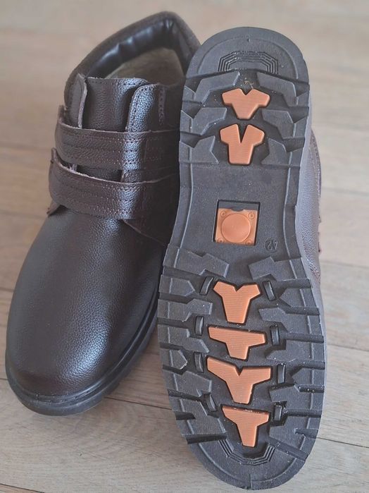 Buty męskie skórzane ocieplane roz. 42