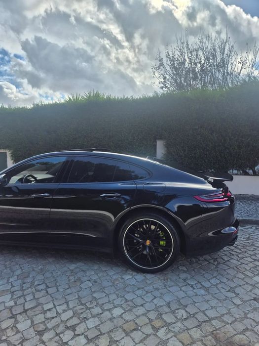 Porsche Panamera 4 E-Hybrid 10 Years Edition