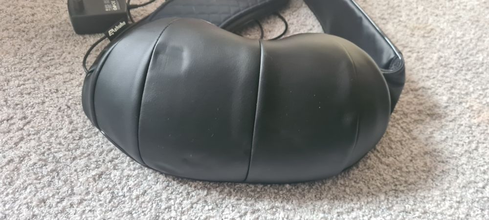 Массажер для шея та спины