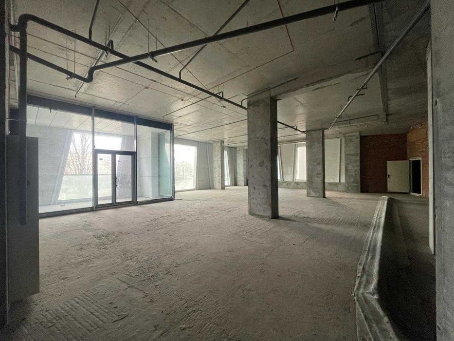Оренда комерційного приміщення 362 м | ЖК Manhattan City | Без ремонту