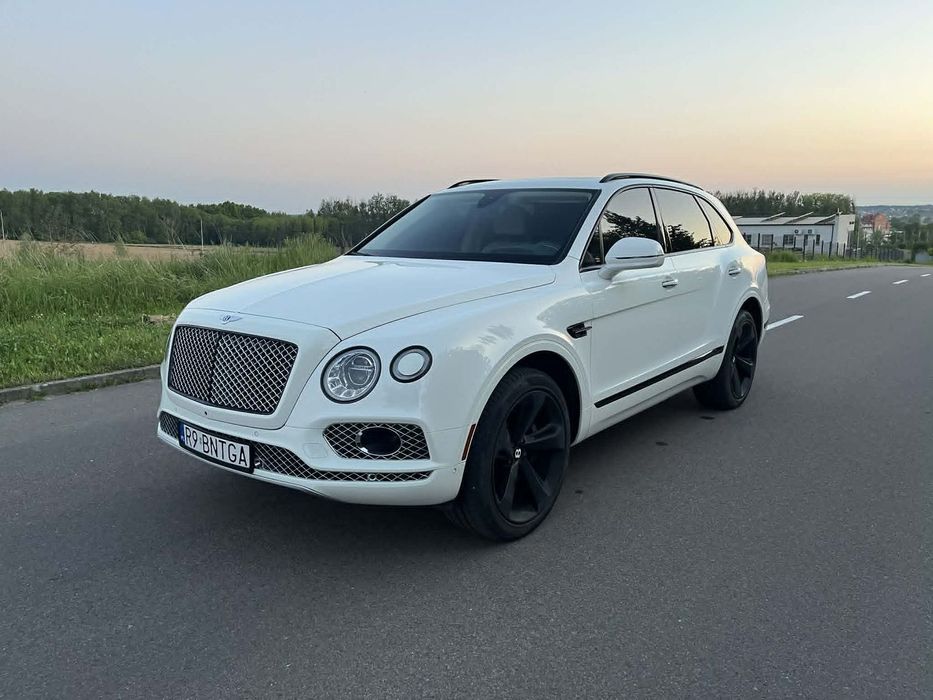 Bentley Bentayga Najwyższa wersja niski przebieg