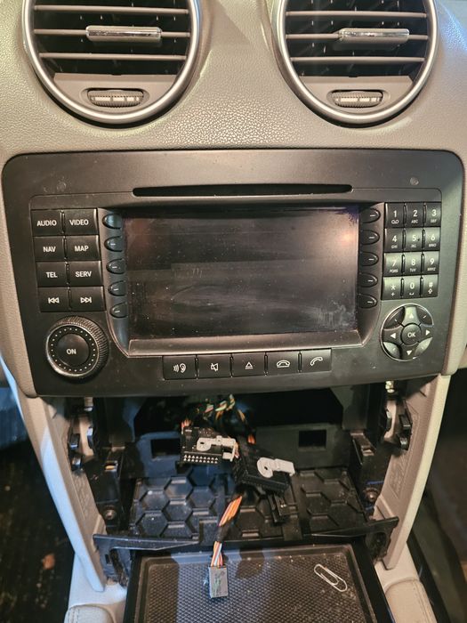 Radio comannd mercedes ml w164