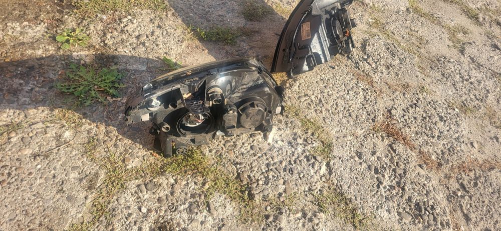 Renault  Scenic RX 4 Lampa Lewa  lub Prawa  zderzak maska błotnik Pas