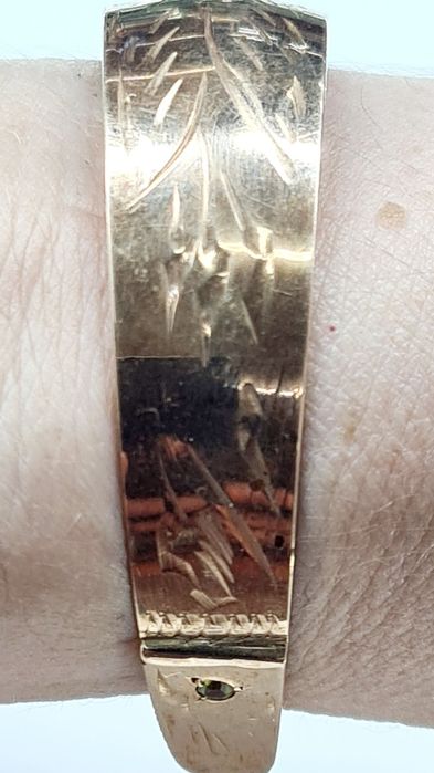 Продам золотые браслеты-скобыпроизводства СССР