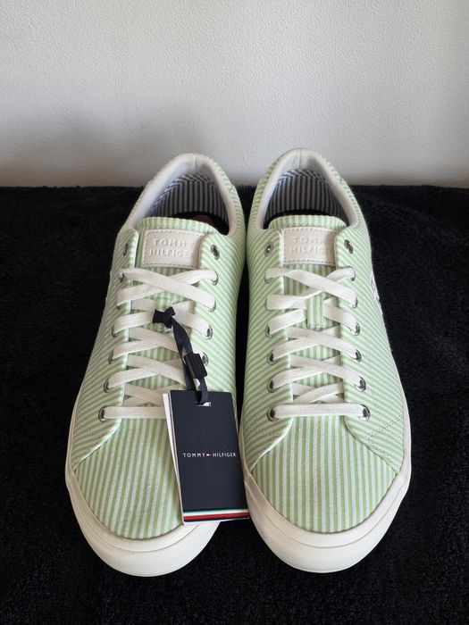 Tommy Hilfiger buty sportowe rozmiar 44