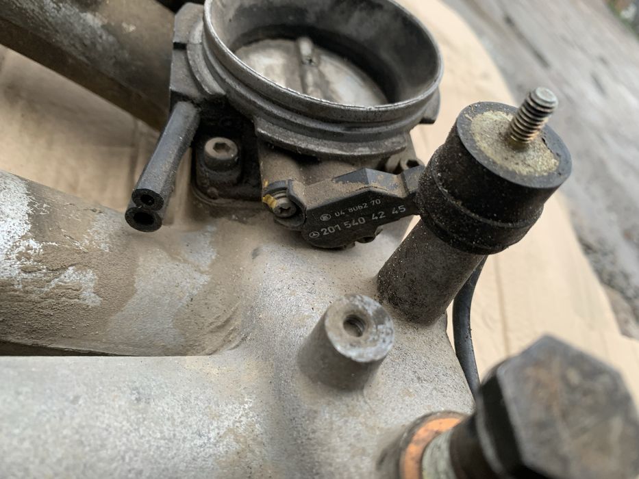 Впускной коллектор Mercedes E-Class W124 (1983-1995) 1031411601