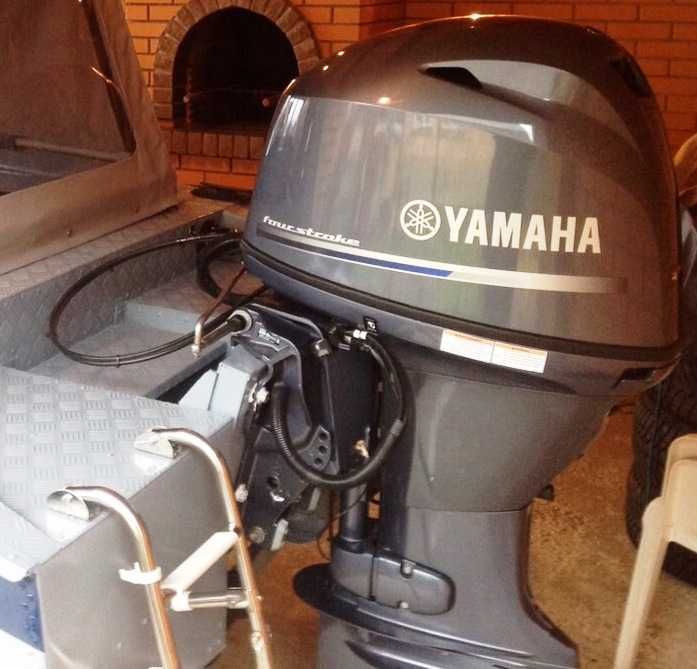 Моторний човен Южанка 2  YAMAHA 60