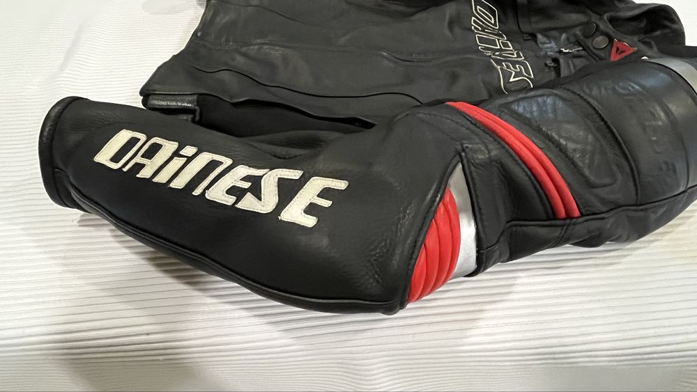 Reparaçoes de vestuario de pele motociclistas
