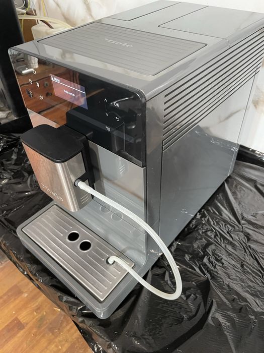 Miele CM5300 кавомашина