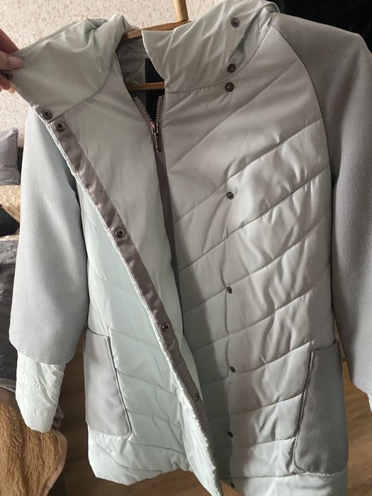 Весняне  пальто з кашеміровими рукавами