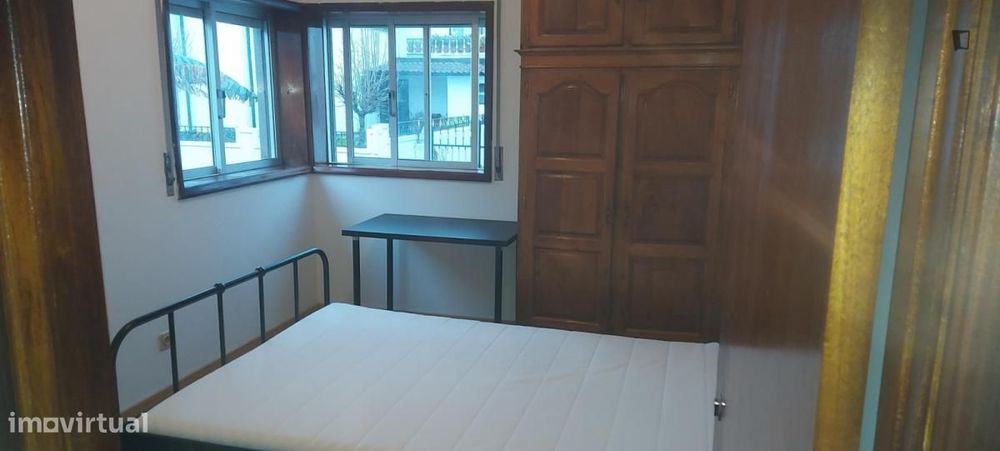 Quarto - localizado em Matosinhos