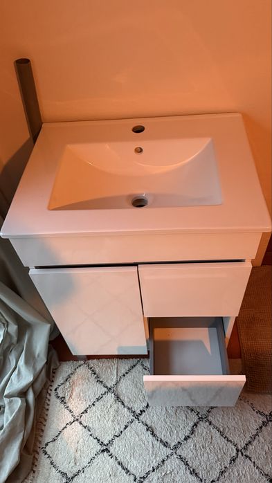 Movel de casa de banho c/ lavatorio