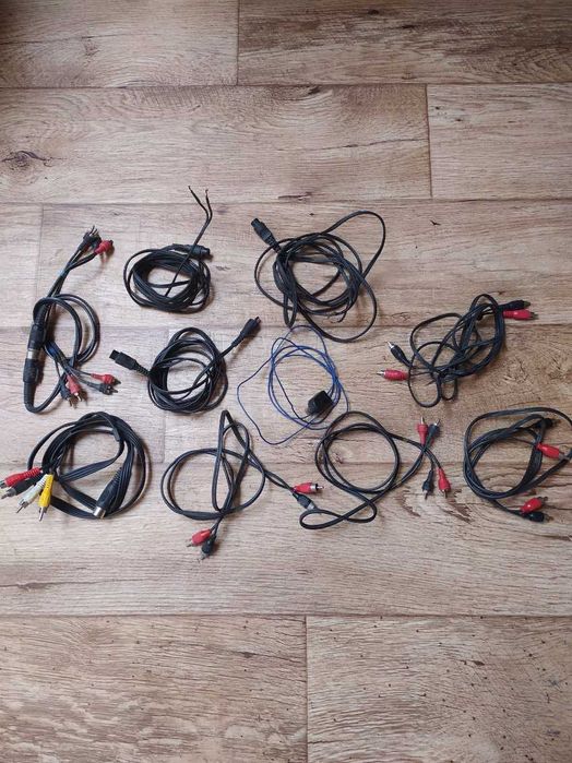 Kable Audio- Video , Euro-Scart , chinch , ładowarki , przejściówki .