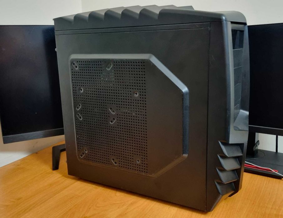 Legendarny Komputer Gamingowy MSI i7-6700 /MSI GTX-980Ti 6GB /DDR4 16GB-RAM / SSD