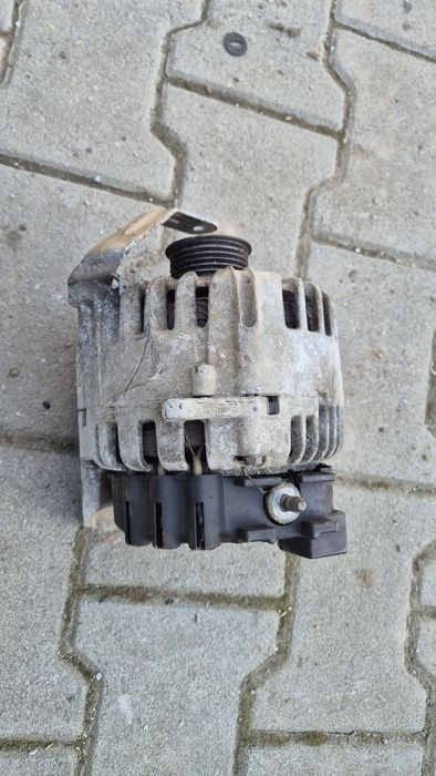 Bmw x5 e70 4.8i n62b48 alternator