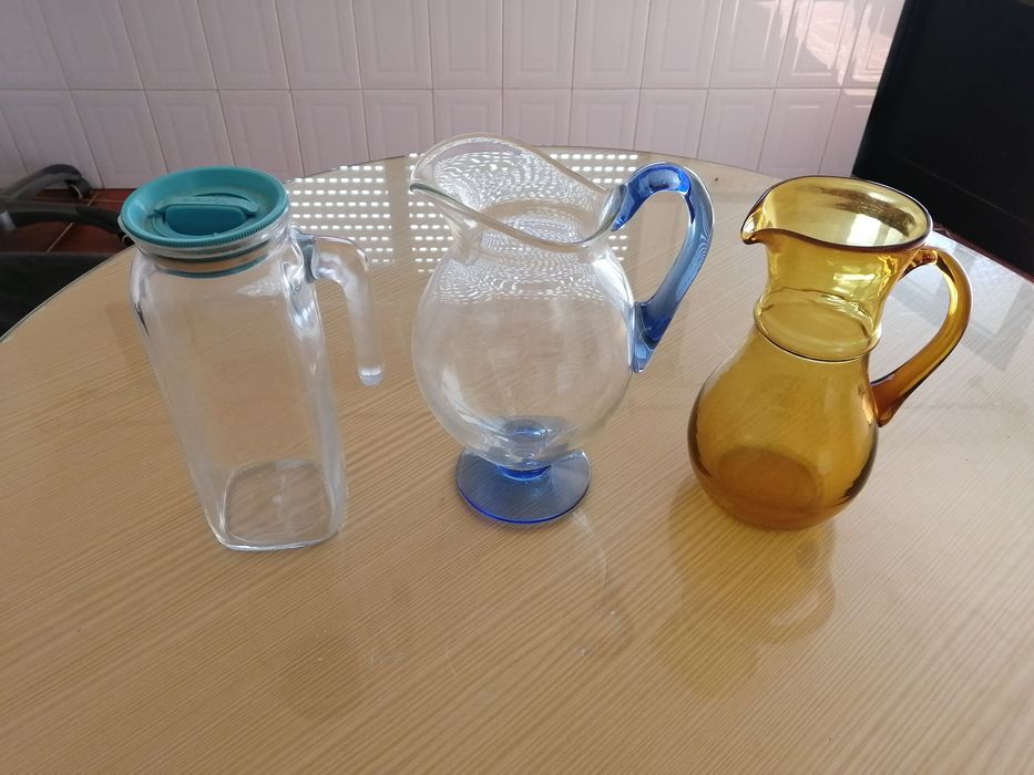 lote de 3 jarros em vidro estado novo