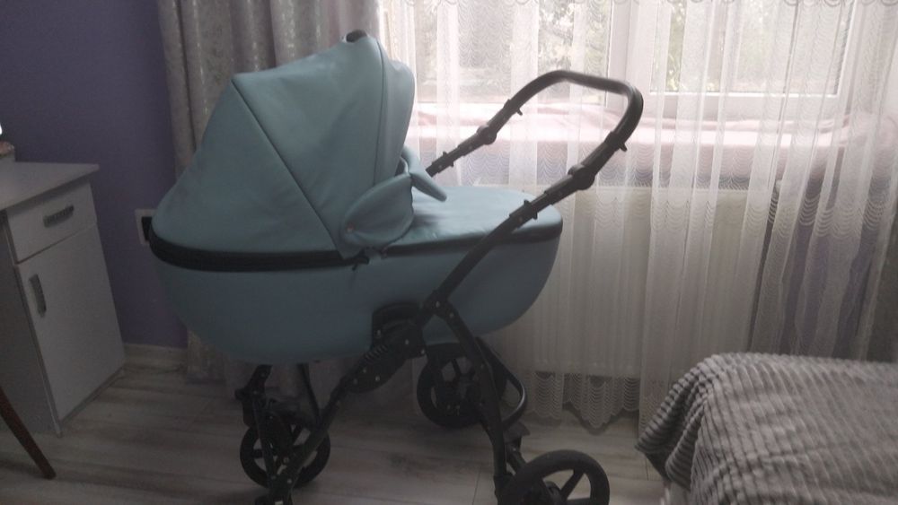 Продам  дитячу коляску