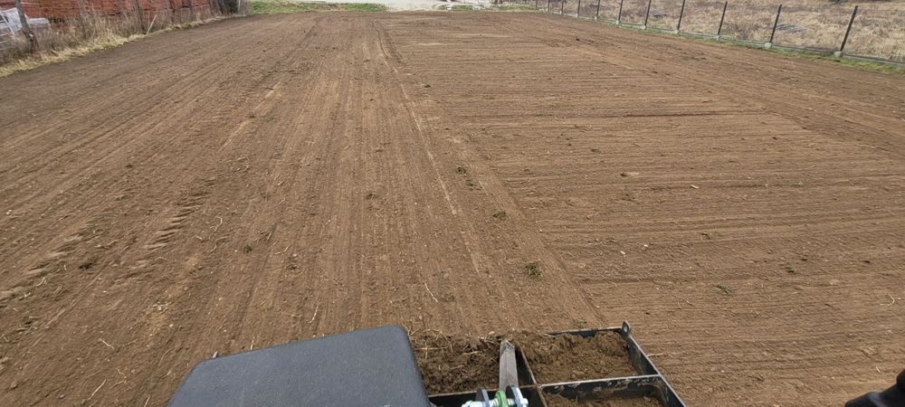 Równanie, niwelacja terenu, niwelowanie, glebobryzarka separacyjna