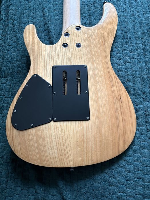 Gitara elektryczna Ibanez S570 AH SWK po modyfikacjach na Premium