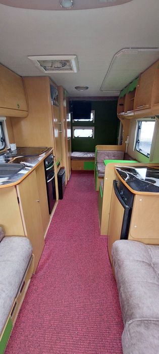 каравани  будинок на колесах кемпінг автодом причіп дача