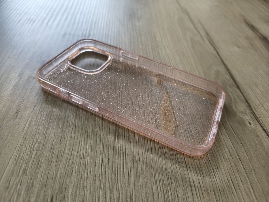 Brokatowe etui plecki do iPhone 15