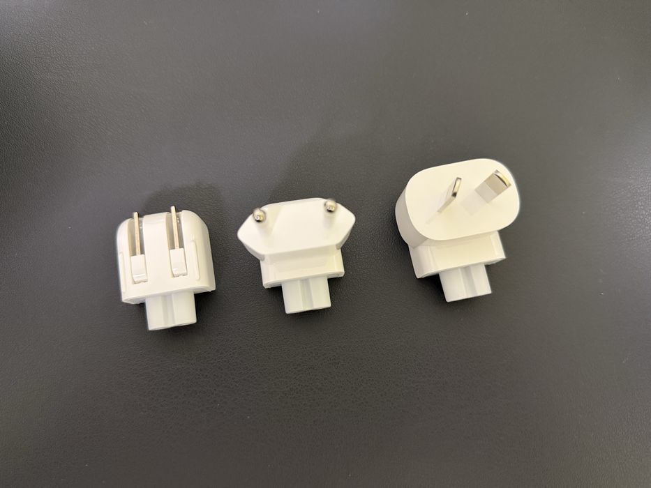 Adaptador original Apple internacional