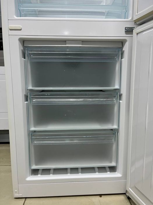 ГАРАНТИЯ! Холодильник Miele KFN 28133 D ws Холодильник Миле бу киев