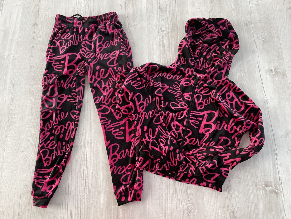 komplet dres Barbie bluza  146/152i spodnie 134 nowy