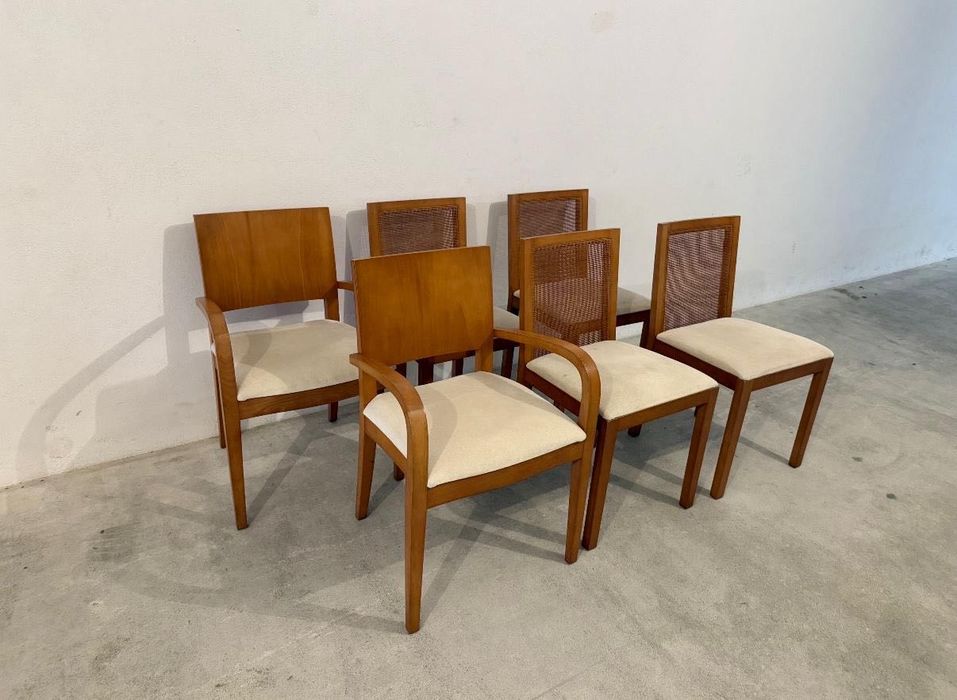 Mesa de jantar e 4 cadeiras