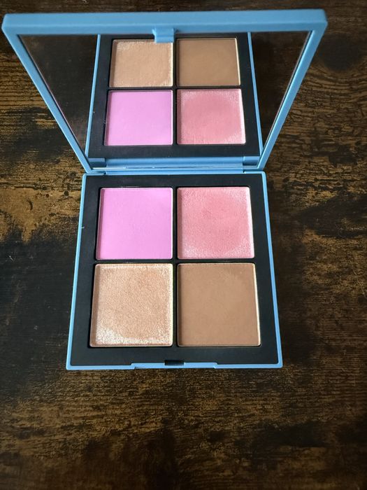 Paleta do tearzy Nars Hot eacape I