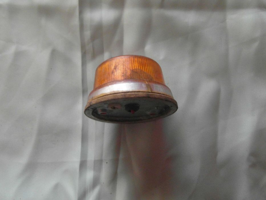 Farol e farolim carro antigo