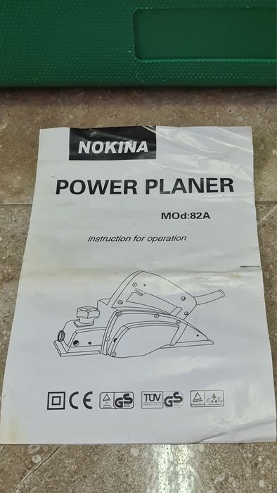 Plaina Elétrica Nokina 2000W - Profissional + Mala e acessórios